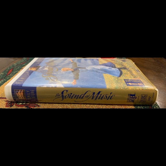 Sound of Music VHS - Picture 2 of 3
